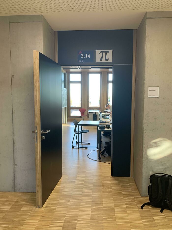 50 Mild And Wholesome Cases Of Vandalism People Have Documented In The Streets (New Pics)