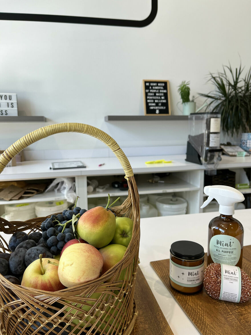 I Challenged Myself To See How Far I Could Get In Trading When Starting With A Pinecone, And Here’s How It Went