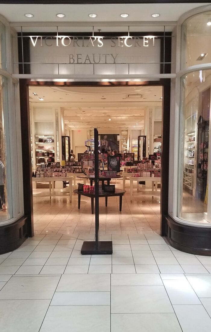 40 Of The Strangest Wishes That The Make-A-Wish Foundation Actually Granted, As Shared By People Online 40 Of The Strangest Wishes That The Make-A-Wish Foundation Actually Granted, As Shared By People Online