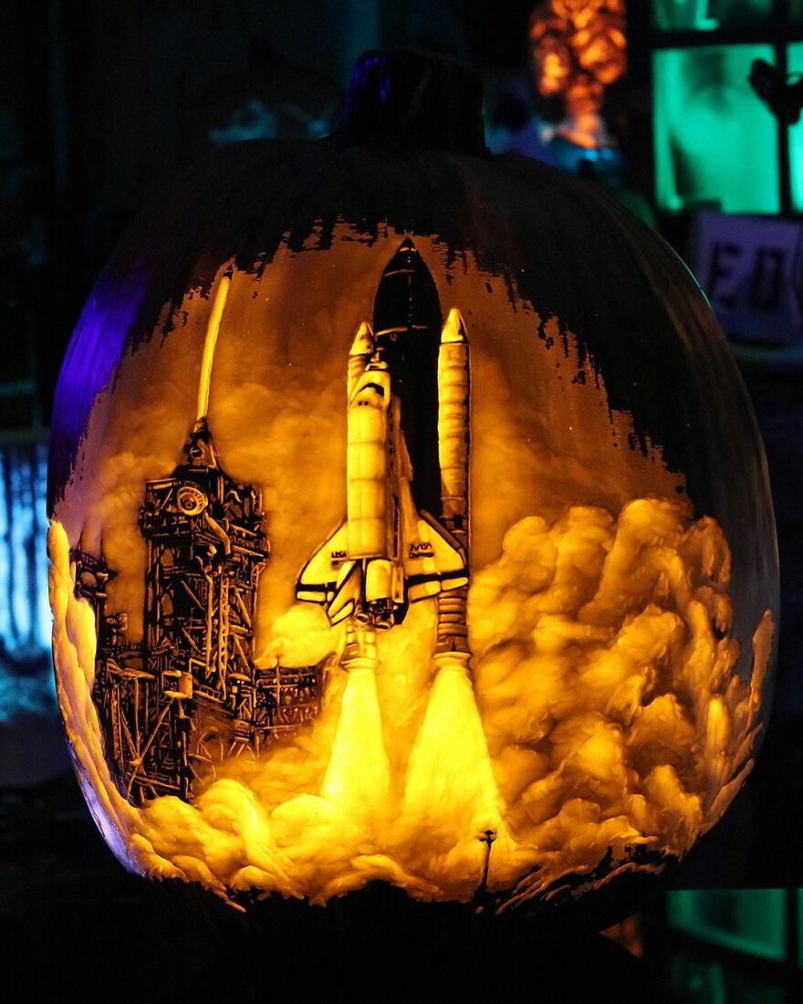 Incredibly Detailed Pumpkins With References To Pop-Culture, Movies, Celebrities And Other Things Made By This Artist (63 Pics)