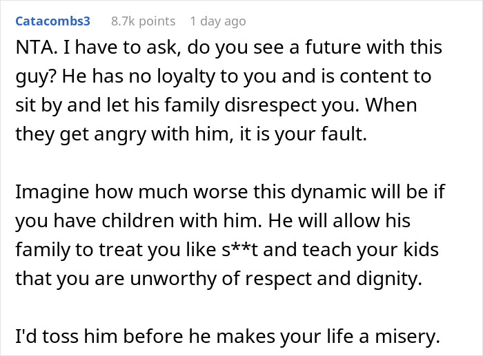 “I Snapped”: Fiancé’s Family Implies That This Woman Is A Gold Digger, So She “Exposes” His Unemployment At The Dinner Table “I Snapped”: Fiancé’s Family Implies That This Woman Is A Gold Digger, So She “Exposes” His Unemployment At The Dinner Table