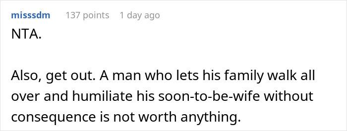 “I Snapped”: Fiancé’s Family Implies That This Woman Is A Gold Digger, So She “Exposes” His Unemployment At The Dinner Table “I Snapped”: Fiancé’s Family Implies That This Woman Is A Gold Digger, So She “Exposes” His Unemployment At The Dinner Table