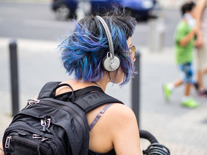 “Kate Was Absolutely Terrible In Her Teenager Years”: Dad Doesn’t Pay For His 23 Y.O. Daughter’s Plane Ticket But Covers The Younger Daughter’s Ticket “Kate Was Absolutely Terrible In Her Teenager Years”: Dad Doesn’t Pay For His 23 Y.O. Daughter’s Plane Ticket But Covers The Younger Daughter’s Ticket