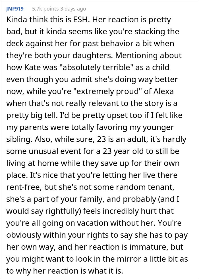 “Kate Was Absolutely Terrible In Her Teenager Years”: Dad Doesn’t Pay For His 23 Y.O. Daughter’s Plane Ticket But Covers The Younger Daughter’s Ticket “Kate Was Absolutely Terrible In Her Teenager Years”: Dad Doesn’t Pay For His 23 Y.O. Daughter’s Plane Ticket But Covers The Younger Daughter’s Ticket