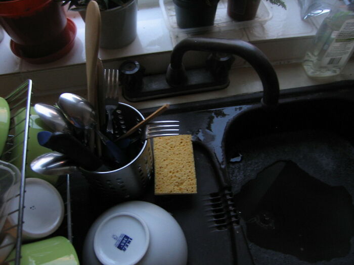 40 Bizarre Beliefs People Will Defend Until The End Of Days, As Revealed By Folks Online 40 Bizarre Beliefs People Will Defend Until The End Of Days, As Revealed By Folks Online