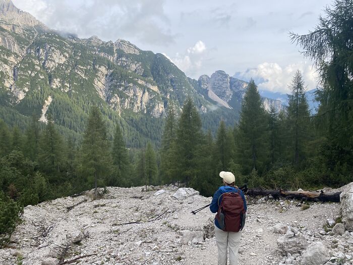 Hey Pandas, Post A Picture Of Your Favorite Hiking Spot