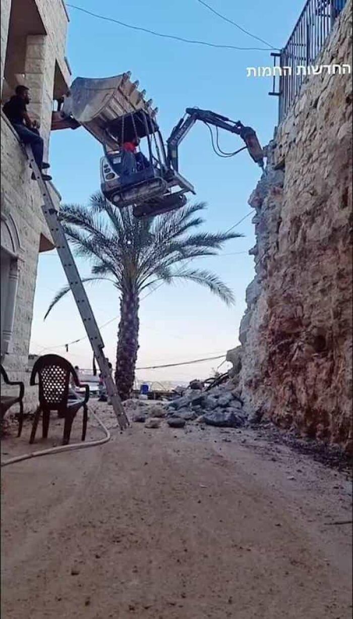 50 Times People Didn’t Give A Heck About OSHA Safety Regulations And Did What They Had To Do, As Shared On This Facebook Group 50 Times People Didn’t Give A Heck About OSHA Safety Regulations And Did What They Had To Do, As Shared On This Facebook Group