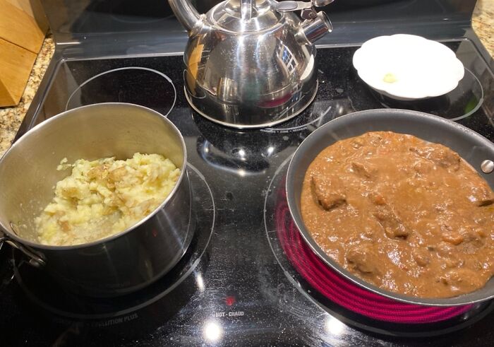 Hey Pandas, Show Us Where You Are While Scrolling Through Bored Panda (Closed) Hey Pandas, Show Us Where You Are While Scrolling Through Bored Panda (Closed)