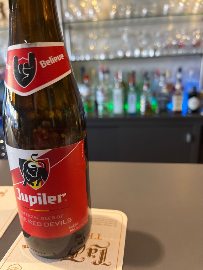 Hey Pandas, Show Us Where You Are While Scrolling Through Bored Panda (Closed)