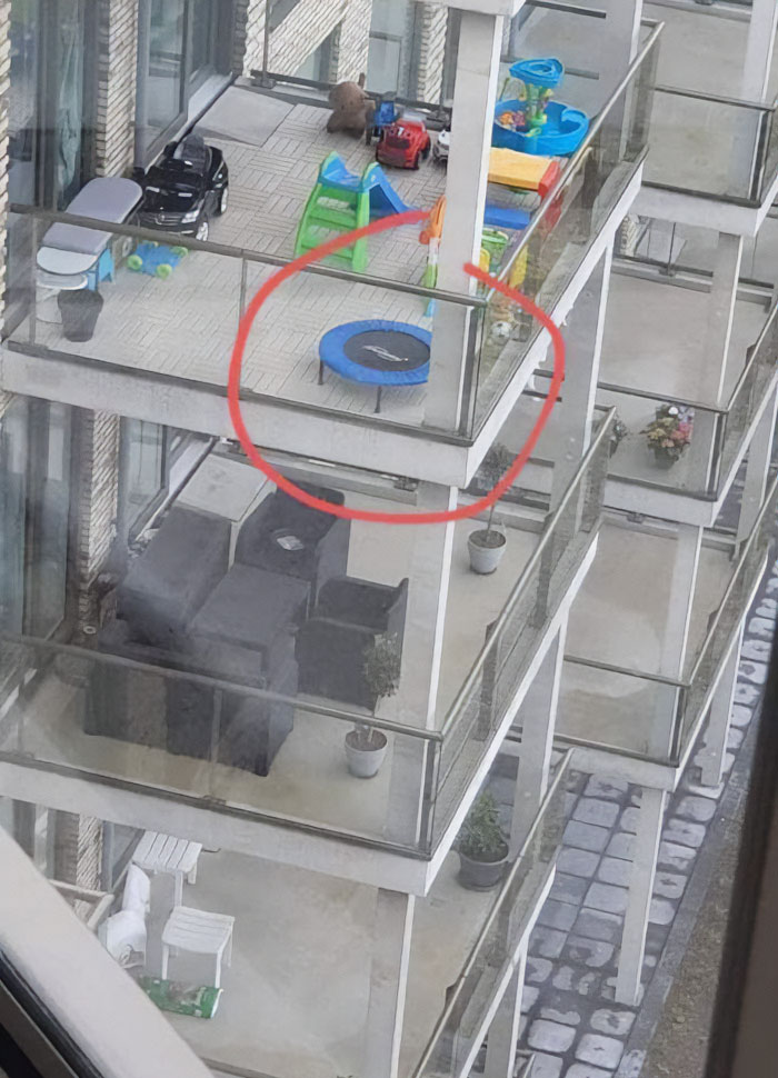 “Hurts To Look At”: 50 Pics From The “Make Me Suffer” Online Community (New Pics) “Hurts To Look At”: 50 Pics From The “Make Me Suffer” Online Community (New Pics)