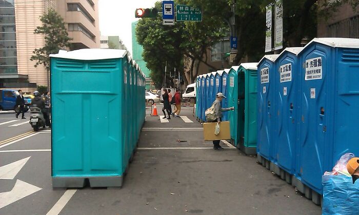 Someone Online Asked “Americans, What Is A Good Thing About Your Country?” And 30 Folks Delivered Someone Online Asked “Americans, What Is A Good Thing About Your Country?” And 30 Folks Delivered