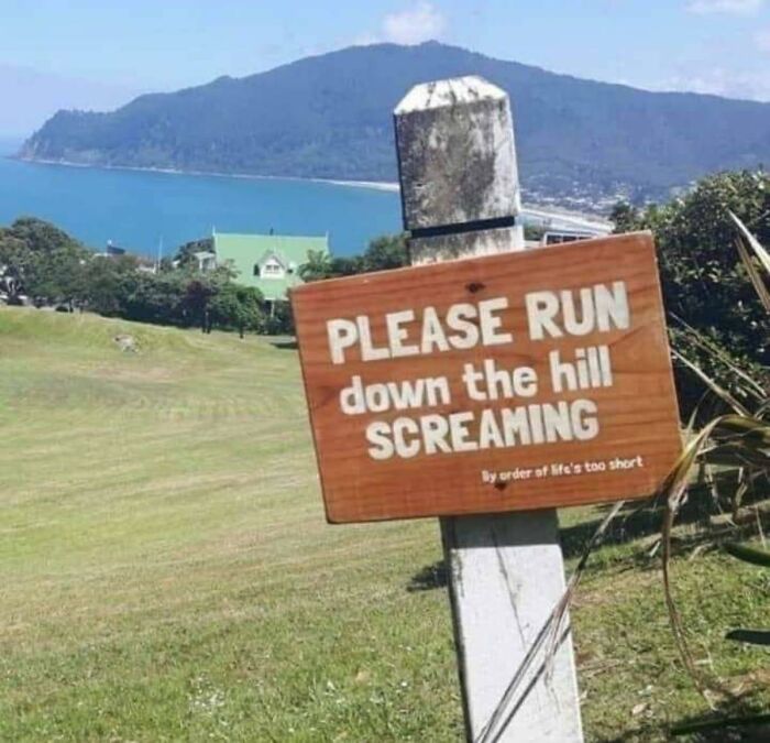 50 Times Signs Were So Hilariously Absurd, People Had To Share Them On This Facebook Page (New Pics)