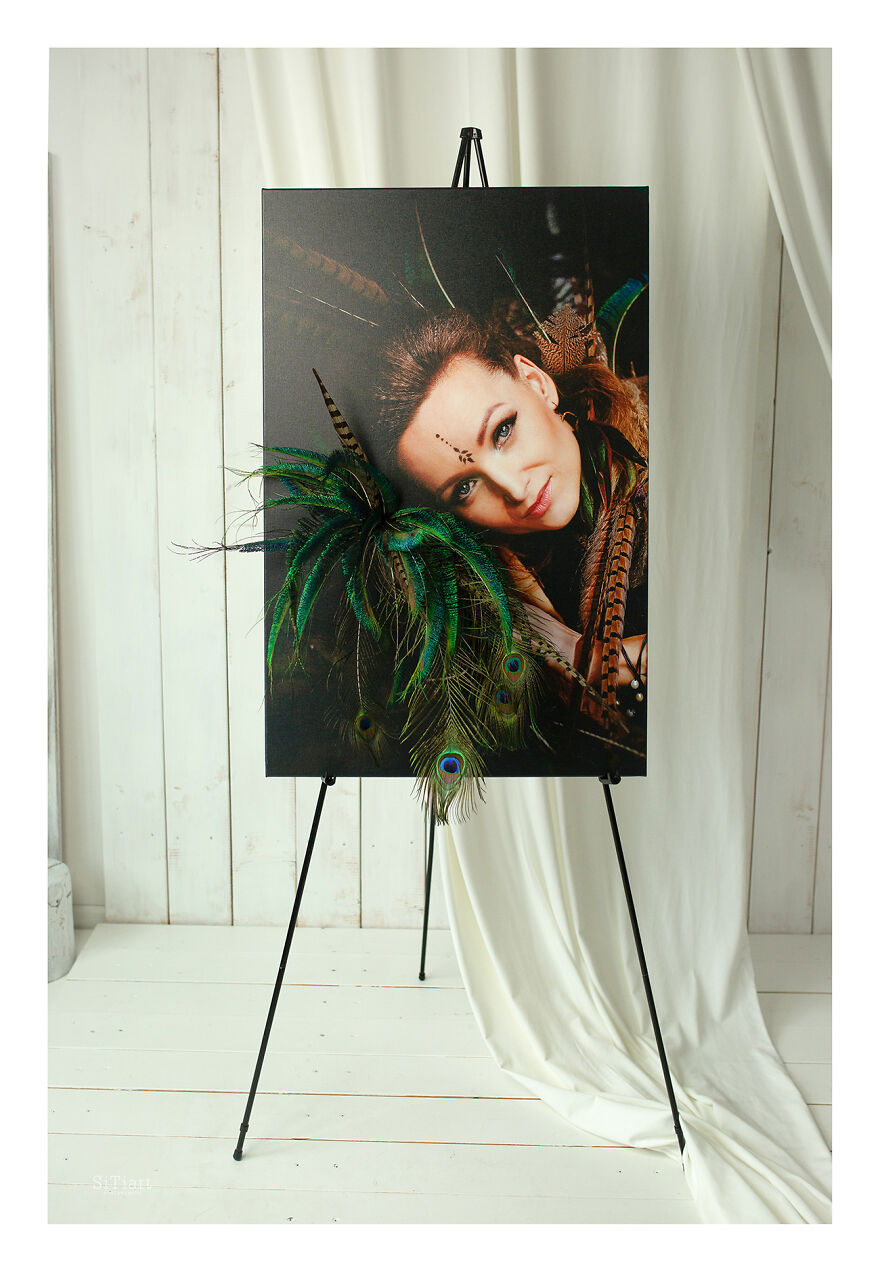 A Fellow Florist And I, The Photographer, Made 11 Portraits Of Months Using Live Flowers To Highlight The Genuineness Of Each Season A Fellow Florist And I, The Photographer, Made 11 Portraits Of Months Using Live Flowers To Highlight The Genuineness Of Each Season