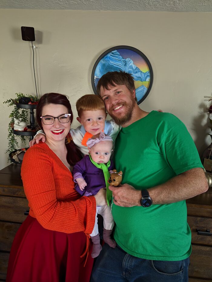 Hey Pandas, Post Your Favorite Picture From Halloween In 2022 (Closed)