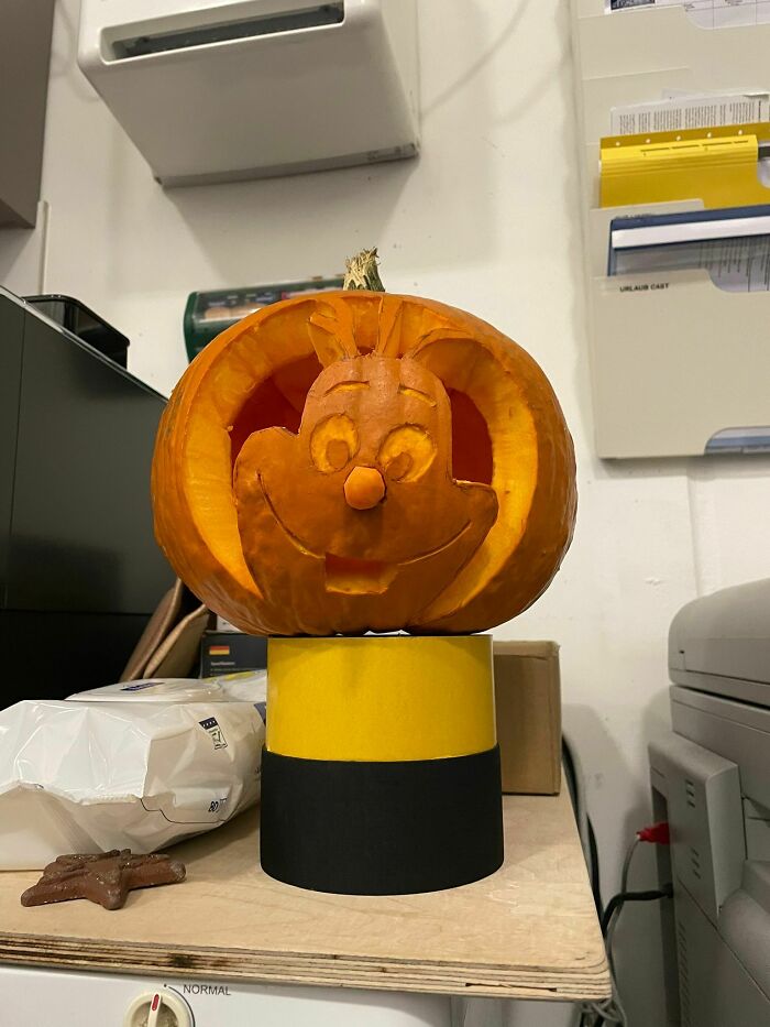 Hey Pandas, Show Us Your Halloween Pumpkin Designs (Closed)