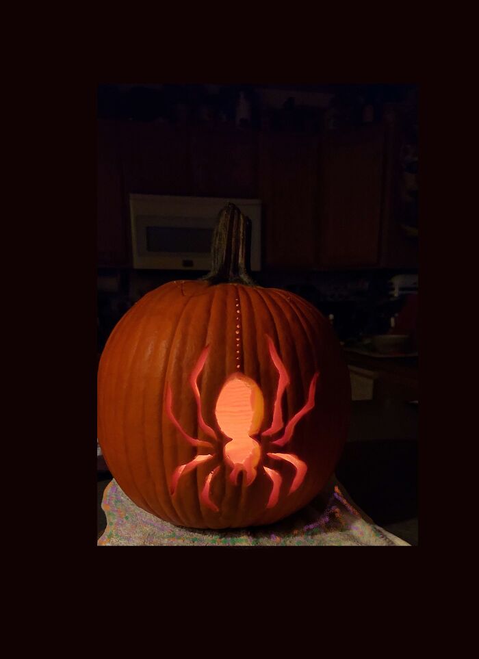 Hey Pandas, Show Us Your Halloween Pumpkin Designs (Closed)