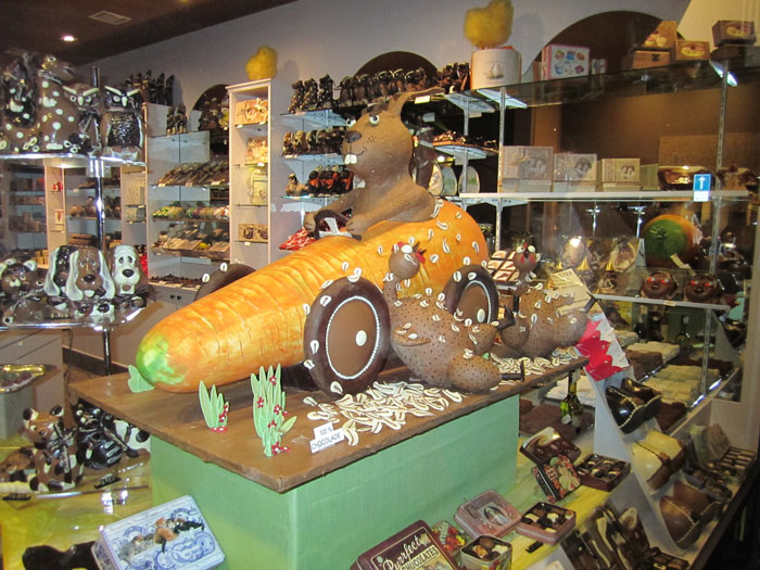 Guy Spends Hours Driving To Replace His Wife’s Favorite Chocolates After Being Caught Eating Them Guy Spends Hours Driving To Replace His Wife’s Favorite Chocolates After Being Caught Eating Them