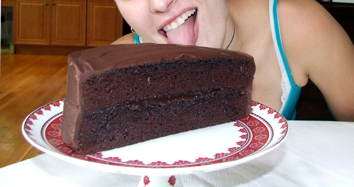 Guy Spends Hours Driving To Replace His Wife’s Favorite Chocolates After Being Caught Eating Them Guy Spends Hours Driving To Replace His Wife’s Favorite Chocolates After Being Caught Eating Them