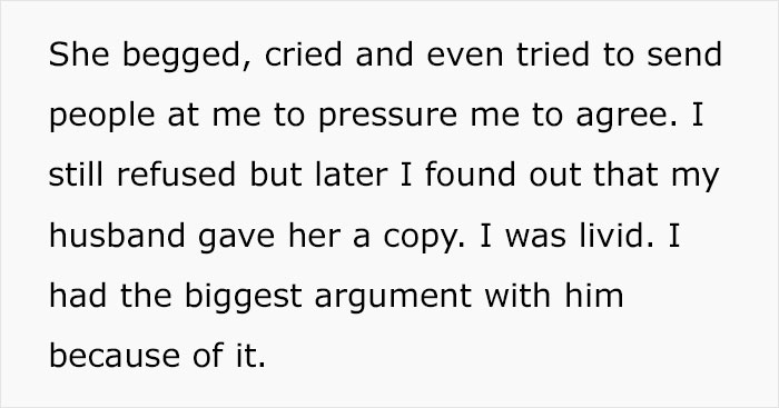 Man Gives His Mom The Keys To His House When Wife Asked Not To, So She Changes The Locks, Making The Family Furious Man Gives His Mom The Keys To His House When Wife Asked Not To, So She Changes The Locks, Making The Family Furious