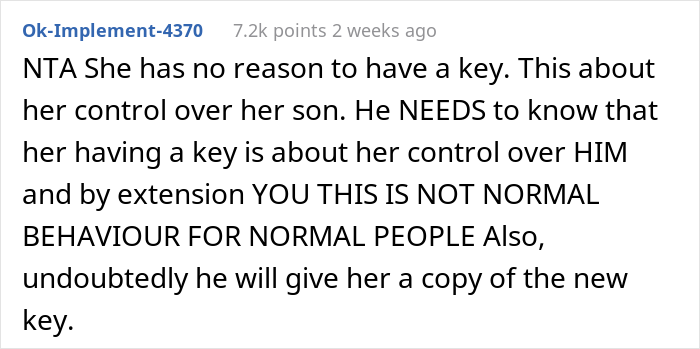 Man Gives His Mom The Keys To His House When Wife Asked Not To, So She Changes The Locks, Making The Family Furious Man Gives His Mom The Keys To His House When Wife Asked Not To, So She Changes The Locks, Making The Family Furious