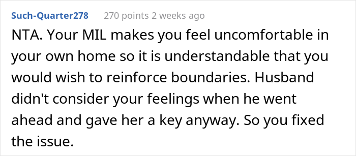 Man Gives His Mom The Keys To His House When Wife Asked Not To, So She Changes The Locks, Making The Family Furious Man Gives His Mom The Keys To His House When Wife Asked Not To, So She Changes The Locks, Making The Family Furious