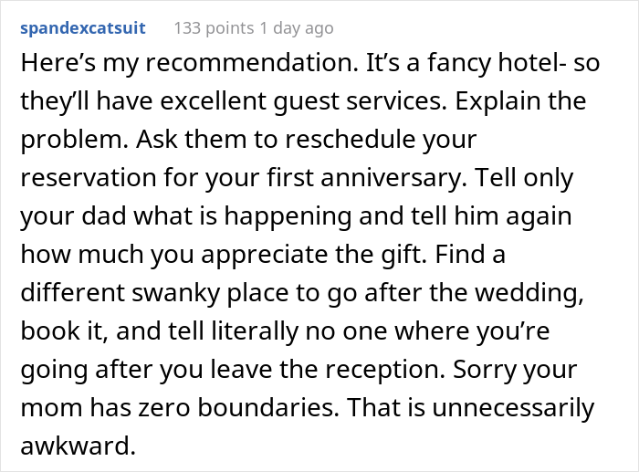 Mother Decides To Book A Room Right Next To Her Daughter’s Honeymoon Suite, Drama Ensues Mother Decides To Book A Room Right Next To Her Daughter’s Honeymoon Suite, Drama Ensues