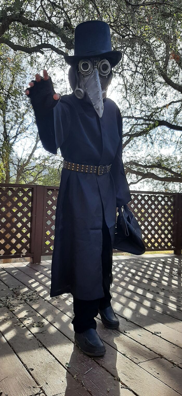 50 Halloween Costumes To Get You Inspired For The Spooky Season, As Shared By Our Community 50 Halloween Costumes To Get You Inspired For The Spooky Season, As Shared By Our Community