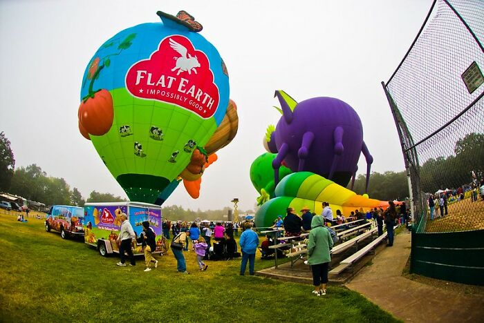 20 Stories Of Flat Earthers Realizing Their Arguments Are Weak, As Shared In This Online Community 20 Stories Of Flat Earthers Realizing Their Arguments Are Weak, As Shared In This Online Community