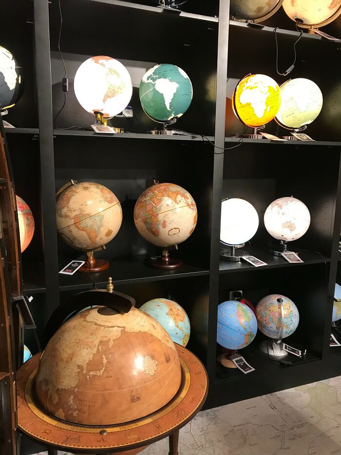 20 Stories Of Flat Earthers Realizing Their Arguments Are Weak, As Shared In This Online Community 20 Stories Of Flat Earthers Realizing Their Arguments Are Weak, As Shared In This Online Community