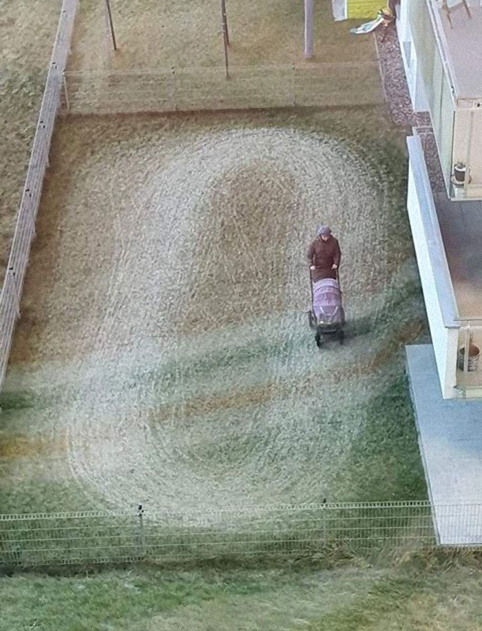 50 Times City Architects Failed To Understand People’s Needs, And It Resulted In These ‘Desire Paths’ Appearing Around The City 50 Times City Architects Failed To Understand People’s Needs, And It Resulted In These ‘Desire Paths’ Appearing Around The City