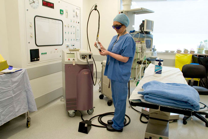 5 Months Pregnant Worker Exposes Her Problematic Boss’ Wish To Slap Her To Literally Everyone In The Workspace, Gets Her Fired 5 Months Pregnant Worker Exposes Her Problematic Boss’ Wish To Slap Her To Literally Everyone In The Workspace, Gets Her Fired