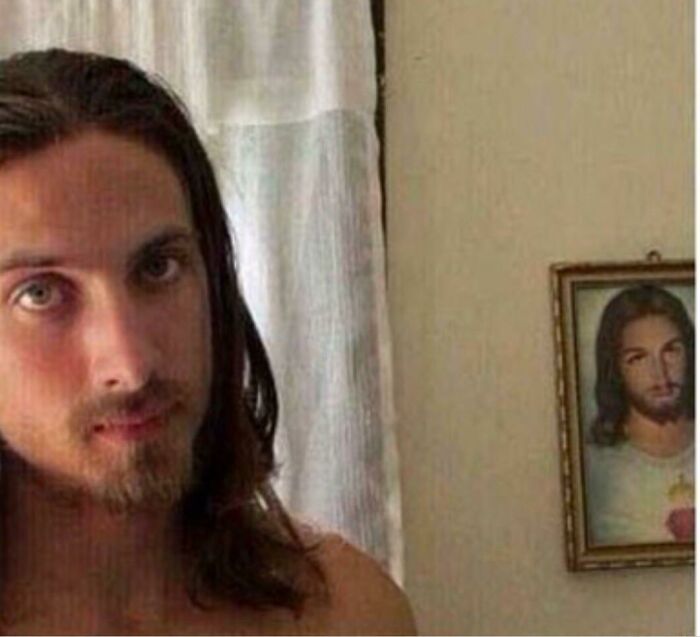 41 Of The Funniest Photos Of People And Animals Sitting Under Pics That Resemble Them, As Shared By This Online Group