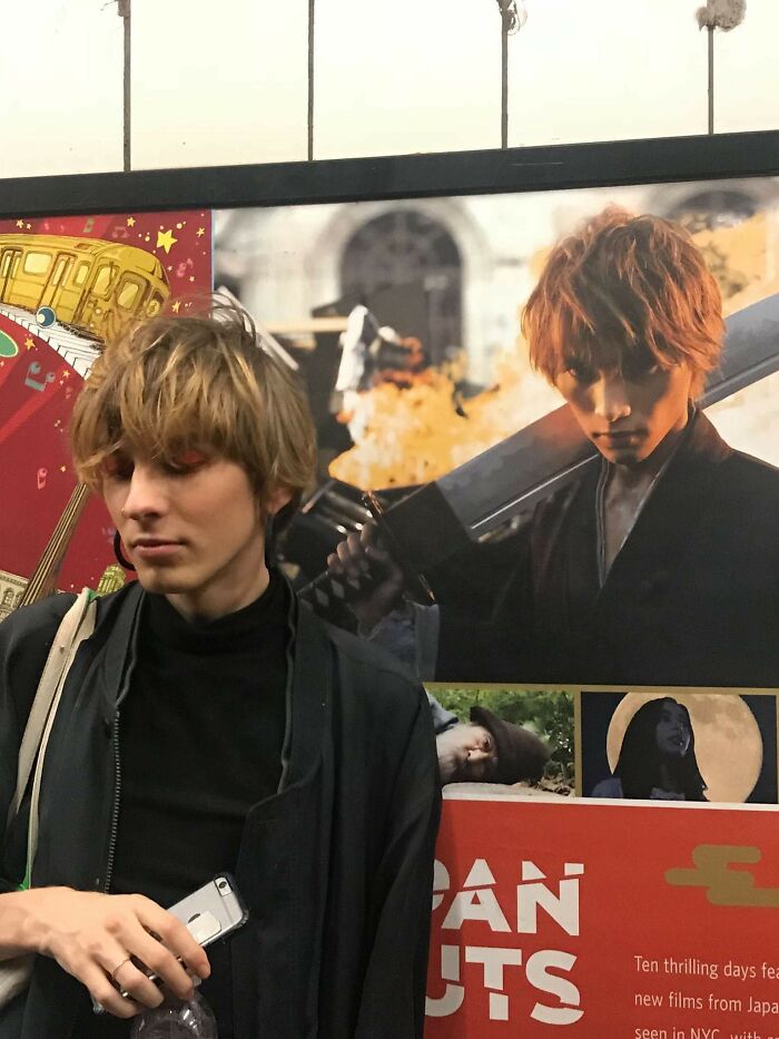 41 Of The Funniest Photos Of People And Animals Sitting Under Pics That Resemble Them, As Shared By This Online Group