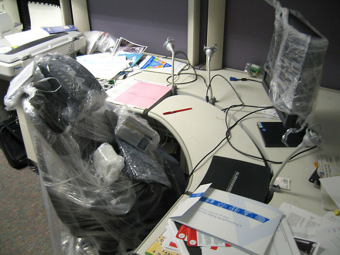 &ldquo;What’s Something That’s Considered Normal That Creeps You Out Immediately?&rdquo; (40 Answers)