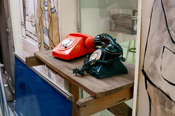 &ldquo;What’s Something That’s Considered Normal That Creeps You Out Immediately?&rdquo; (40 Answers)