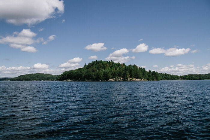 &ldquo;What’s Something That’s Considered Normal That Creeps You Out Immediately?&rdquo; (40 Answers)