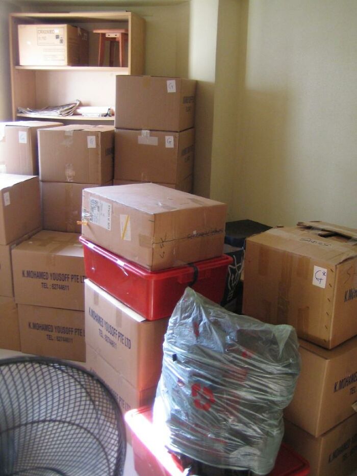 People Who Have To Enter Other People&rsquo;s Houses As Part Of Their Job Share The Most Disturbing Things They&rsquo;ve Seen (30 Answers)