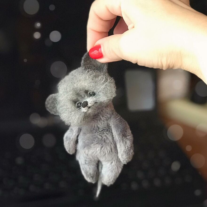 41 Miniature Animal Sculptures From Wool Made By This Artist 41 Miniature Animal Sculptures From Wool Made By This Artist