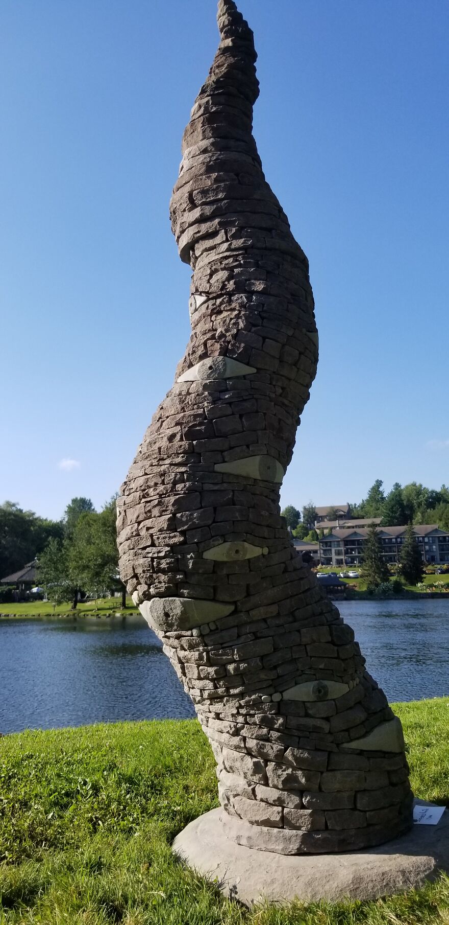 I Create Works Of Art From Natural Materials, Especially Stone (12 Pics) I Create Works Of Art From Natural Materials, Especially Stone (12 Pics)