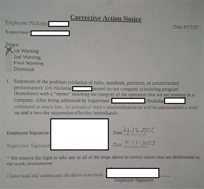 People Online Applaud This Employee Who Responded To His Supervisor’s Message With A Meme And Got Suspended For It