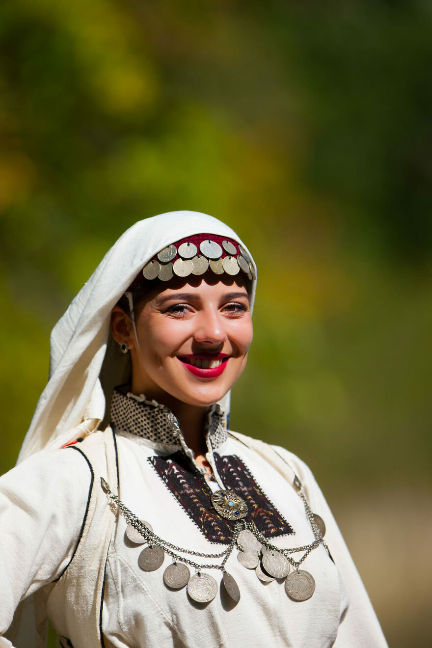 Today Was The Traditional Macedonian Shop Wedding Event (16 Pics) Today Was The Traditional Macedonian Shop Wedding Event (16 Pics)