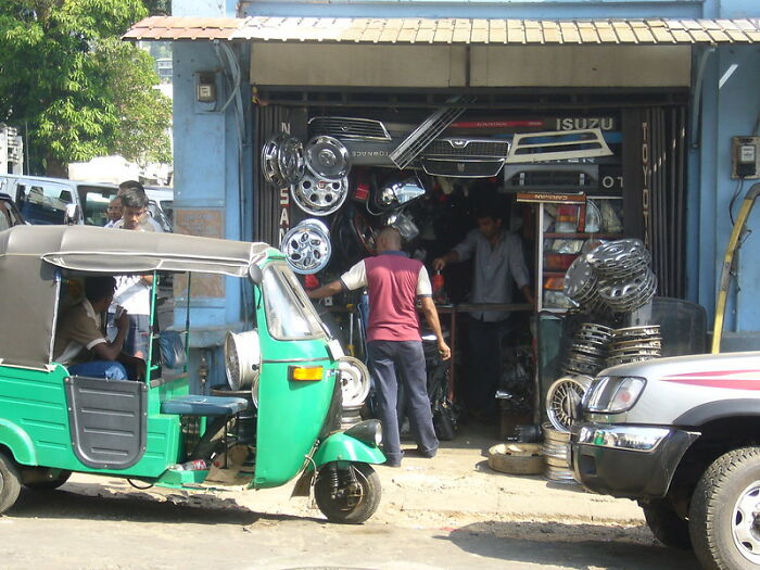 People Online Are Confessing Things They Found Out About Their Parents That They Weren’t Supposed To Know And These Are 25 Of Their Stories People Online Are Confessing Things They Found Out About Their Parents That They Weren’t Supposed To Know And These Are 25 Of Their Stories