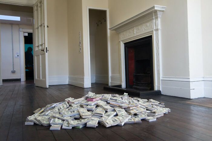 People Online Are Confessing Things They Found Out About Their Parents That They Weren’t Supposed To Know And These Are 25 Of Their Stories People Online Are Confessing Things They Found Out About Their Parents That They Weren’t Supposed To Know And These Are 25 Of Their Stories