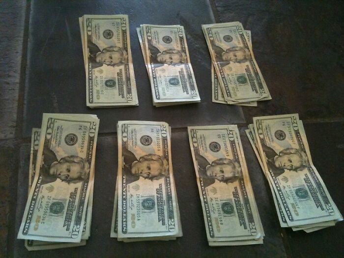 People Online Are Confessing Things They Found Out About Their Parents That They Weren’t Supposed To Know And These Are 25 Of Their Stories People Online Are Confessing Things They Found Out About Their Parents That They Weren’t Supposed To Know And These Are 25 Of Their Stories