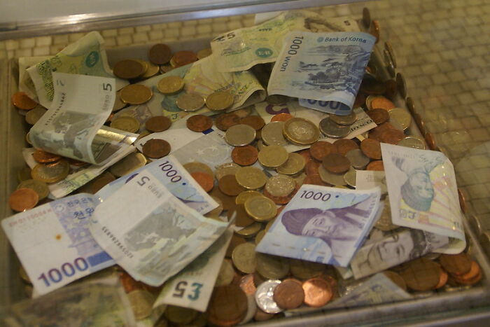 People Online Are Confessing Things They Found Out About Their Parents That They Weren’t Supposed To Know And These Are 25 Of Their Stories People Online Are Confessing Things They Found Out About Their Parents That They Weren’t Supposed To Know And These Are 25 Of Their Stories