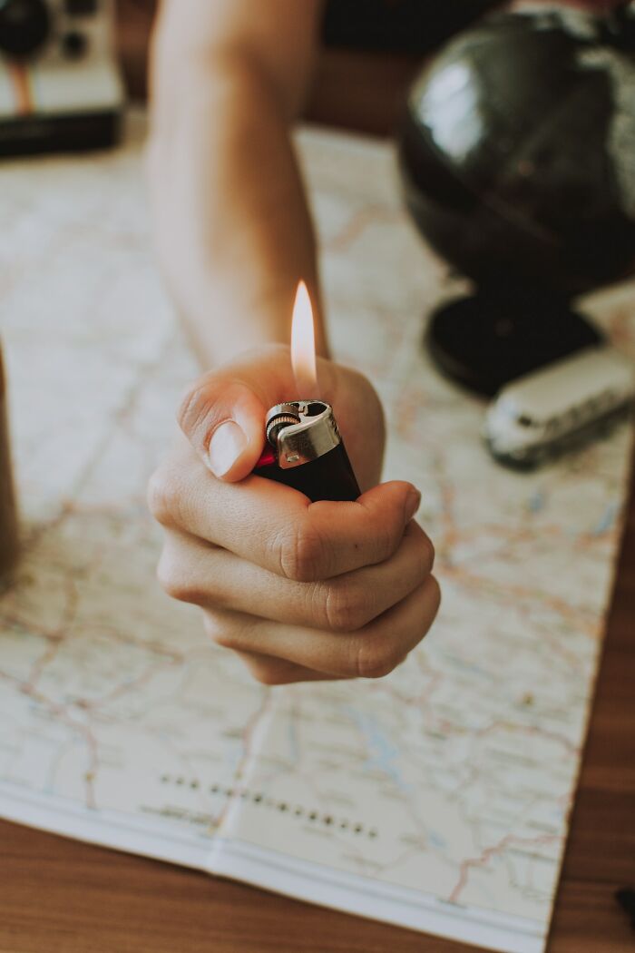 People Online Are Confessing Things They Found Out About Their Parents That They Weren’t Supposed To Know And These Are 25 Of Their Stories People Online Are Confessing Things They Found Out About Their Parents That They Weren’t Supposed To Know And These Are 25 Of Their Stories