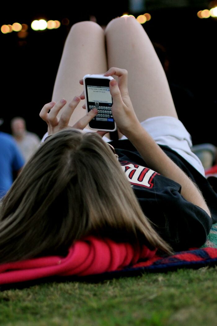 People Online Are Confessing Things They Found Out About Their Parents That They Weren’t Supposed To Know And These Are 25 Of Their Stories People Online Are Confessing Things They Found Out About Their Parents That They Weren’t Supposed To Know And These Are 25 Of Their Stories