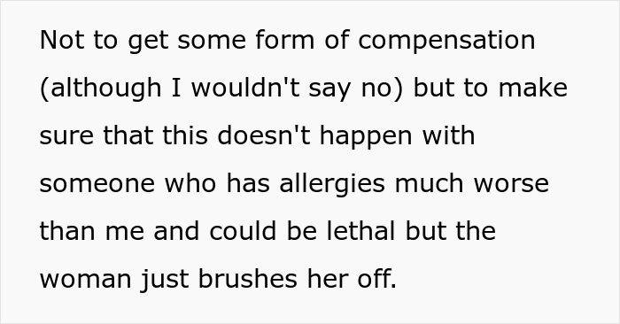 Traveler Is Told She Was Wrong For Asking A Woman With A Service Dog To Leave Her Compartment She Paid For So She Wants The Internet’s Opinion