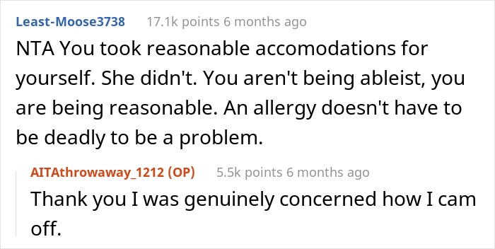 Traveler Is Told She Was Wrong For Asking A Woman With A Service Dog To Leave Her Compartment She Paid For So She Wants The Internet’s Opinion