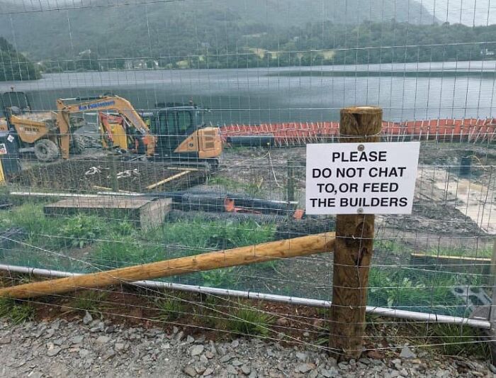 50 Times People Found Weird Or Hilarious Disclaimers That Were “Clearly The Result Of A Lawsuit” 50 Times People Found Weird Or Hilarious Disclaimers That Were “Clearly The Result Of A Lawsuit”